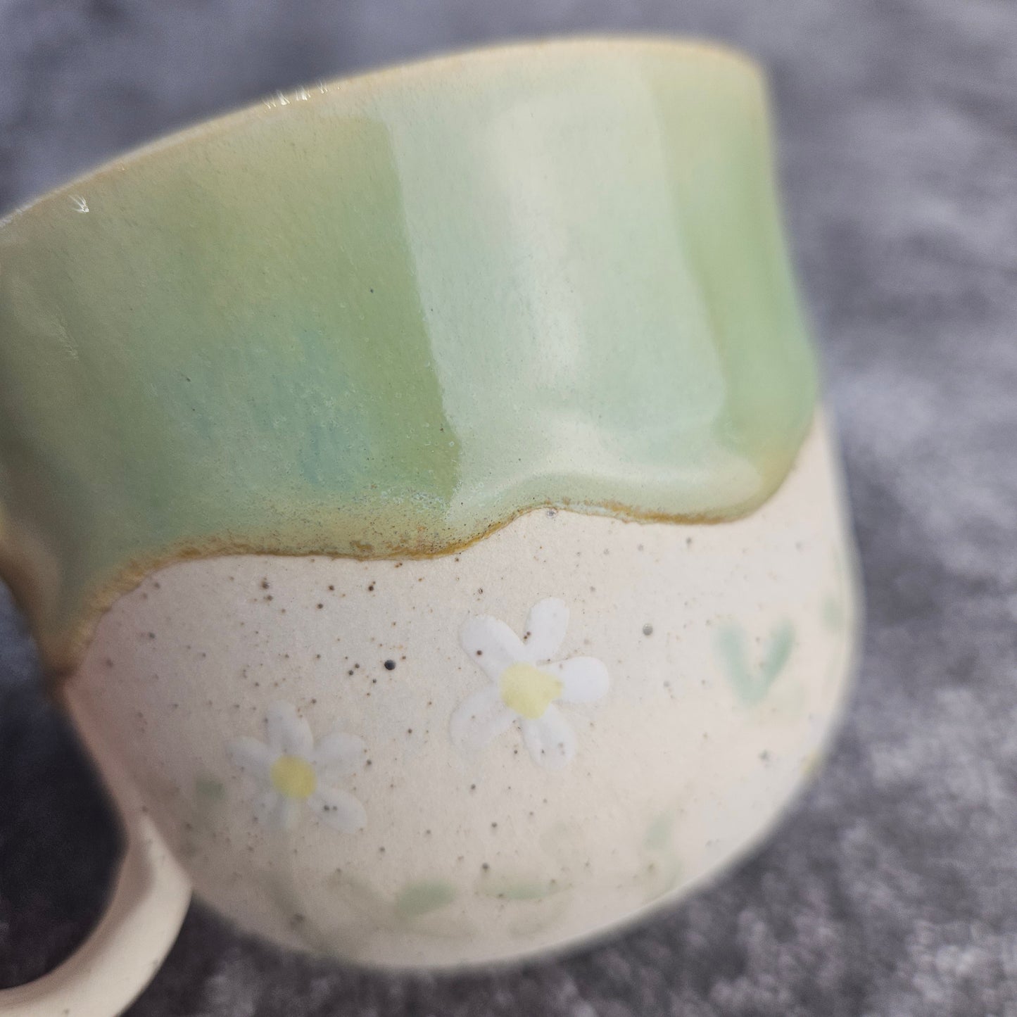 Dainty Daisy Cup