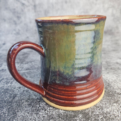 Green & Red Ribbed Mug