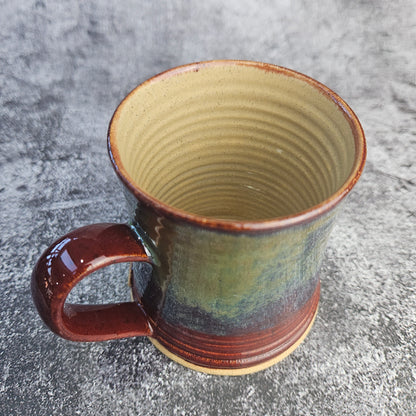 Green & Red Ribbed Mug