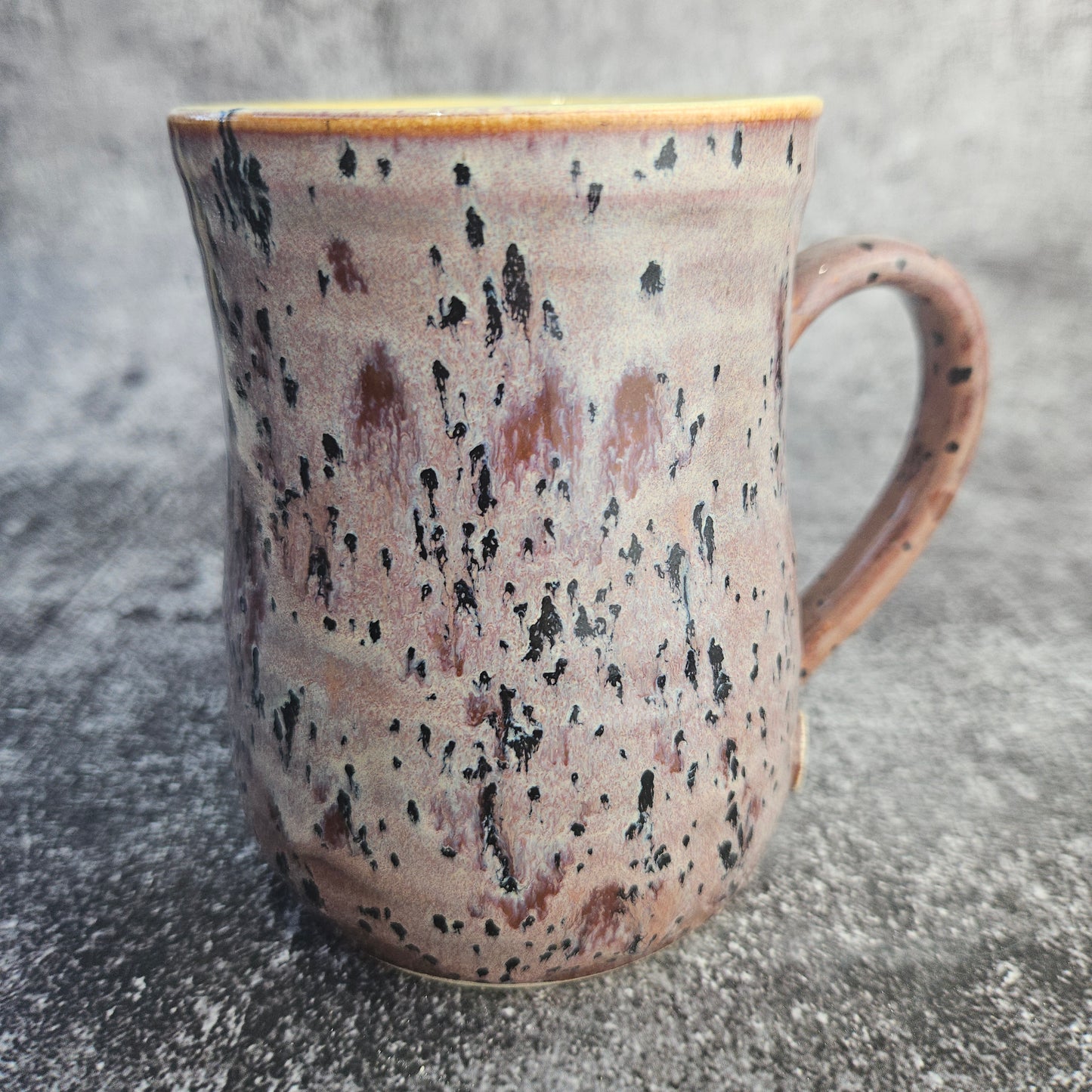 Peppery plum mug