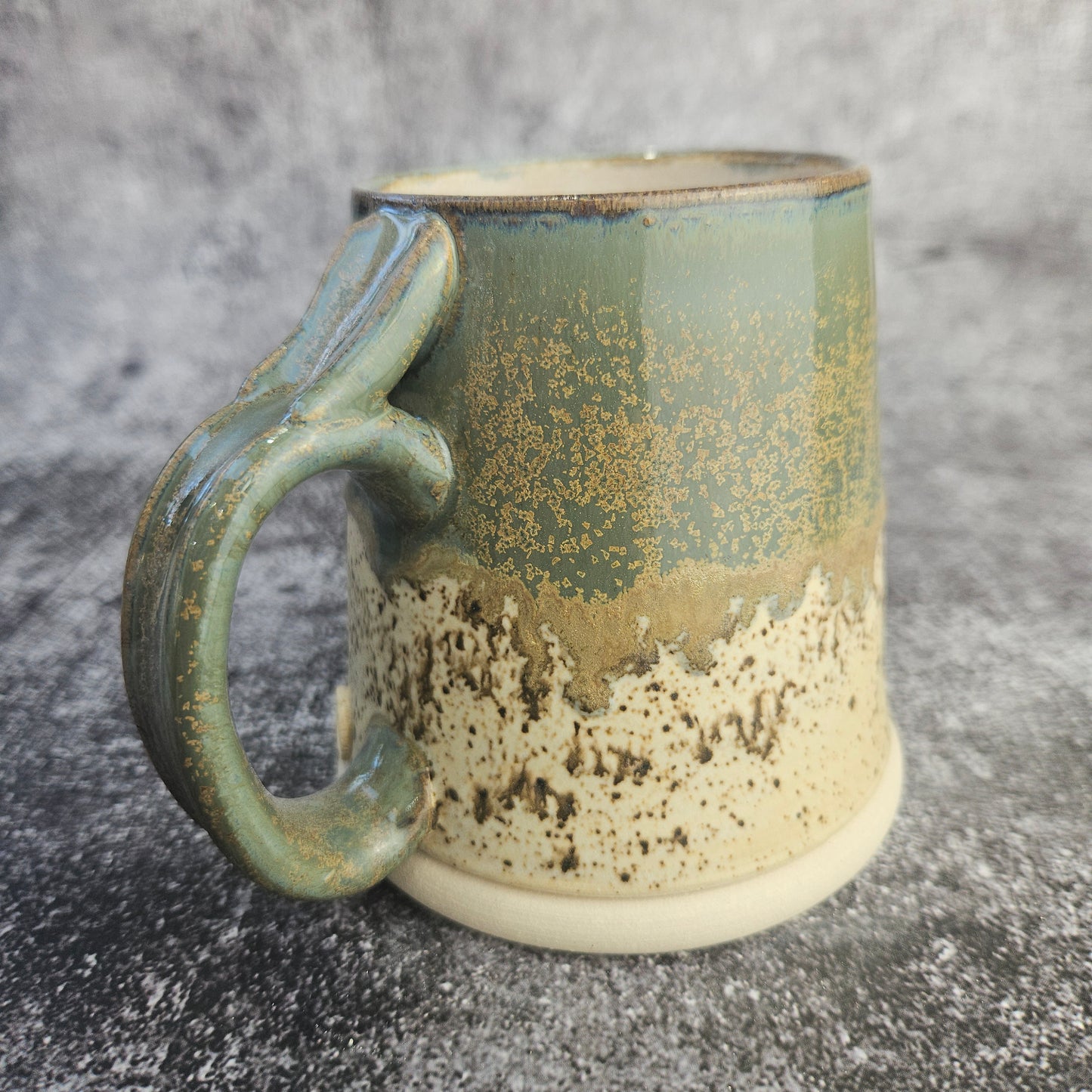 Smoke and speckled tankard mug